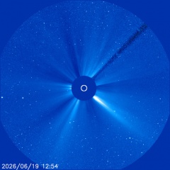 Images of the solar corona